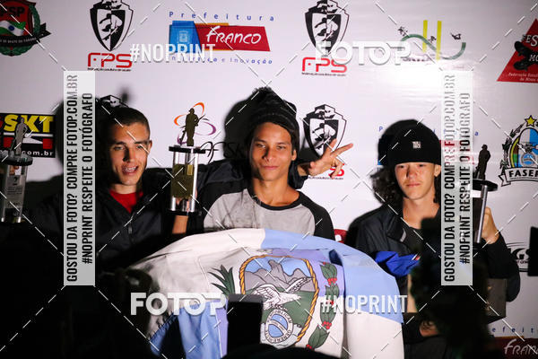 Buy your photos of the eventCampeonato Brasileiro de Skate Street Amador on Fotop