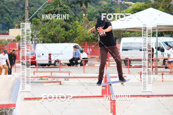 Buy your photos of the eventCampeonato Brasileiro de Skate Street Amador on Fotop