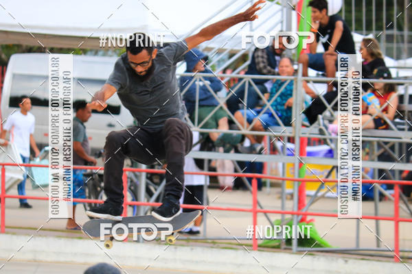 Buy your photos of the eventCampeonato Brasileiro de Skate Street Amador on Fotop