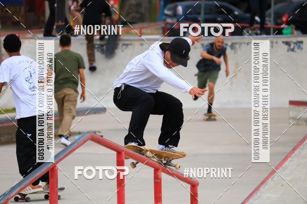 Buy your photos of the eventCampeonato Brasileiro de Skate Street Amador on Fotop