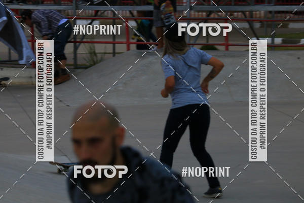 Buy your photos of the eventCampeonato Brasileiro de Skate Street Amador on Fotop