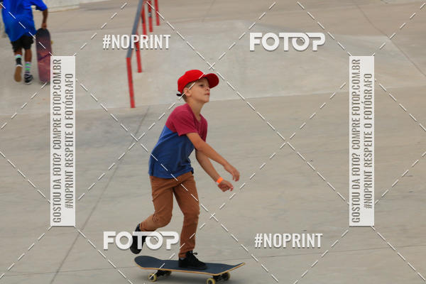 Buy your photos of the eventCampeonato Brasileiro de Skate Street Amador on Fotop