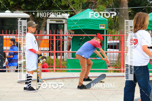 Buy your photos of the eventCampeonato Brasileiro de Skate Street Amador on Fotop