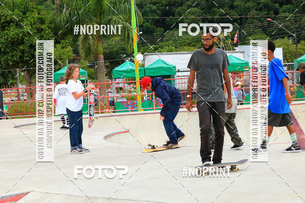 Buy your photos of the eventCampeonato Brasileiro de Skate Street Amador on Fotop