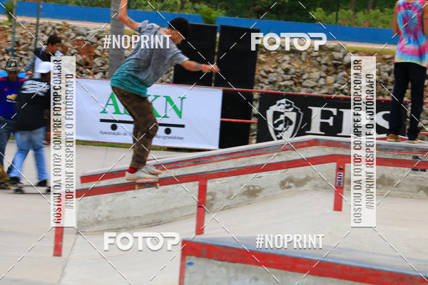 Buy your photos of the eventCampeonato Brasileiro de Skate Street Amador on Fotop