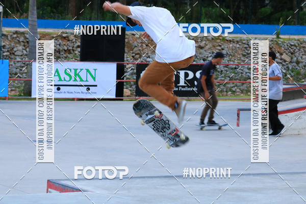 Buy your photos of the eventCampeonato Brasileiro de Skate Street Amador on Fotop