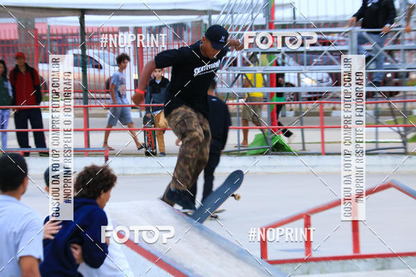Buy your photos of the eventCampeonato Brasileiro de Skate Street Amador on Fotop