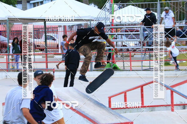 Buy your photos of the eventCampeonato Brasileiro de Skate Street Amador on Fotop