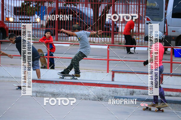 Buy your photos of the eventCampeonato Brasileiro de Skate Street Amador on Fotop