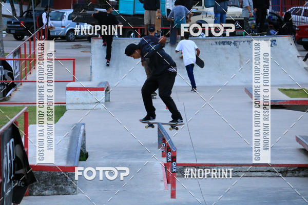 Buy your photos of the eventCampeonato Brasileiro de Skate Street Amador on Fotop