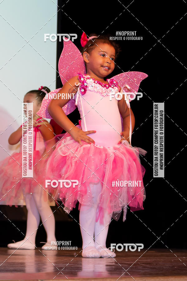 Buy your photos of the eventO Segredo das Fadas on Fotop