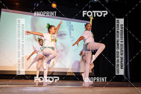 Buy your photos of the eventO Segredo das Fadas on Fotop