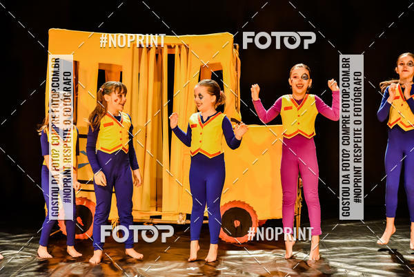 Buy your photos of the eventCabar� de Final de ano - 14/12  on Fotop