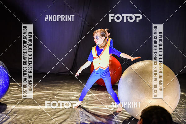 Buy your photos of the eventCabar� de Final de ano - 14/12  on Fotop