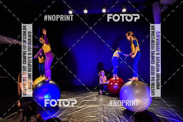 Buy your photos of the eventCabar� de Final de ano - 14/12  on Fotop