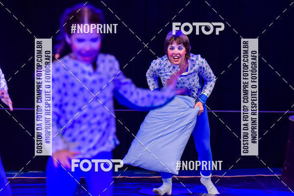 Buy your photos of the eventCabar� de Final de ano - 16/12 on Fotop