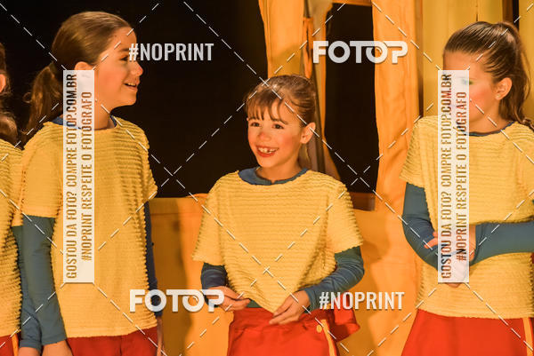 Buy your photos of the eventCabar� de Final de ano - 16/12 on Fotop