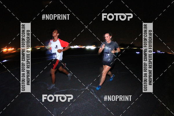 Achetez vos photos de l'�v�nementCorrida Hangar 942 � Aeroporto Carlos Prates sur Fotop