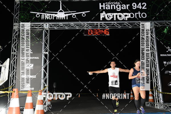 Achetez vos photos de l'�v�nementCorrida Hangar 942 � Aeroporto Carlos Prates sur Fotop