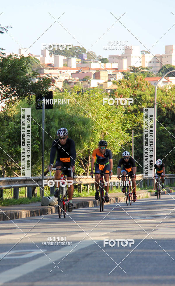 Buy your photos of the eventCorrida do Amrica  on Fotop