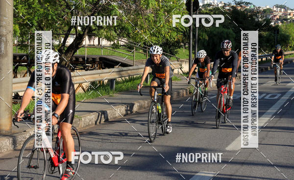 Buy your photos of the eventCorrida do Amrica  on Fotop