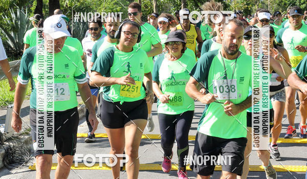 Buy your photos of the eventCorrida do Amrica  on Fotop