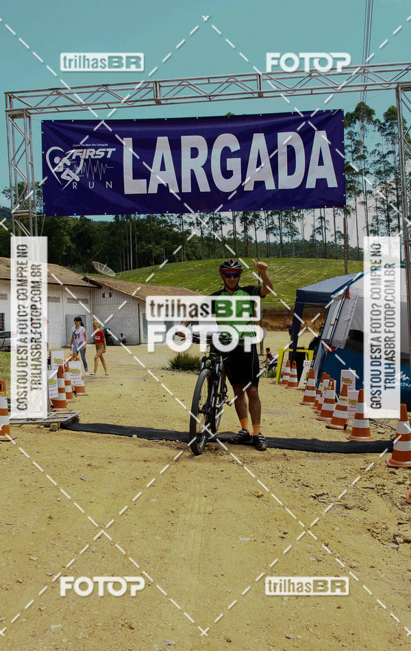 Buy your photos of the eventFirst Run on Fotop