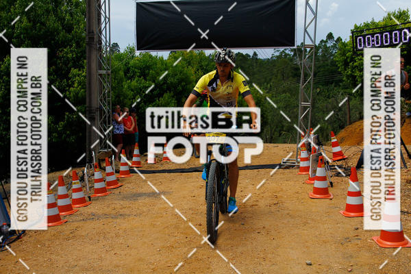 Buy your photos of the eventFirst Run on Fotop