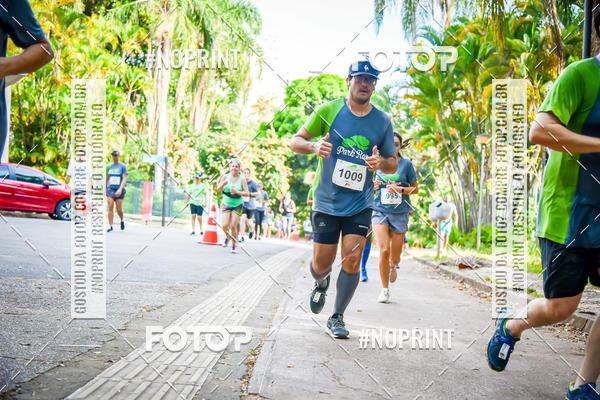 Buy your photos of the eventPark Run on Fotop