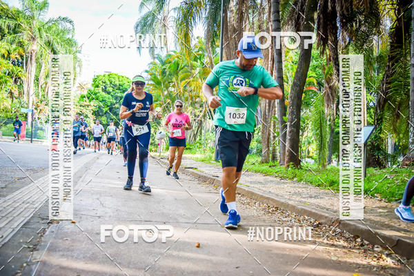 Buy your photos of the eventPark Run on Fotop