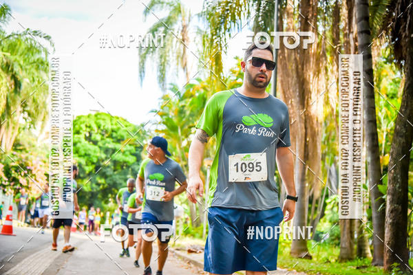 Buy your photos of the eventPark Run on Fotop