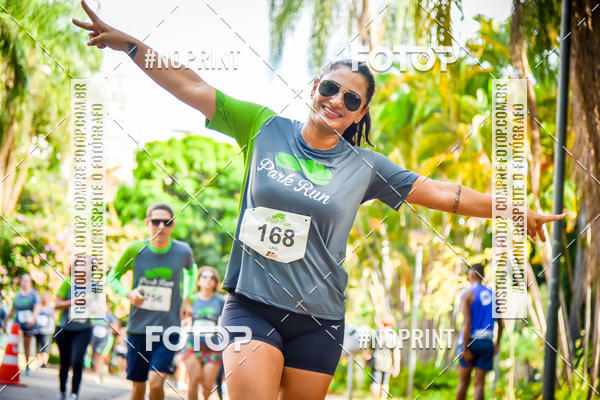 Buy your photos of the eventPark Run on Fotop