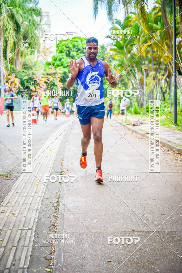 Buy your photos of the eventPark Run on Fotop