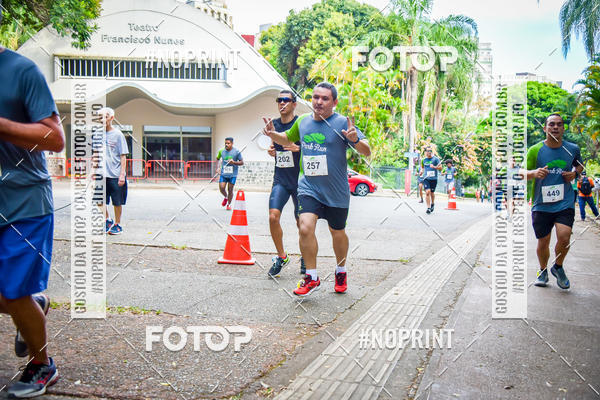 Buy your photos of the eventPark Run on Fotop