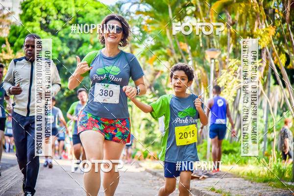 Buy your photos of the eventPark Run on Fotop