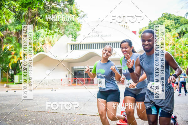 Buy your photos of the eventPark Run on Fotop