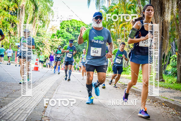 Buy your photos of the eventPark Run on Fotop