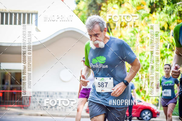 Buy your photos of the eventPark Run on Fotop