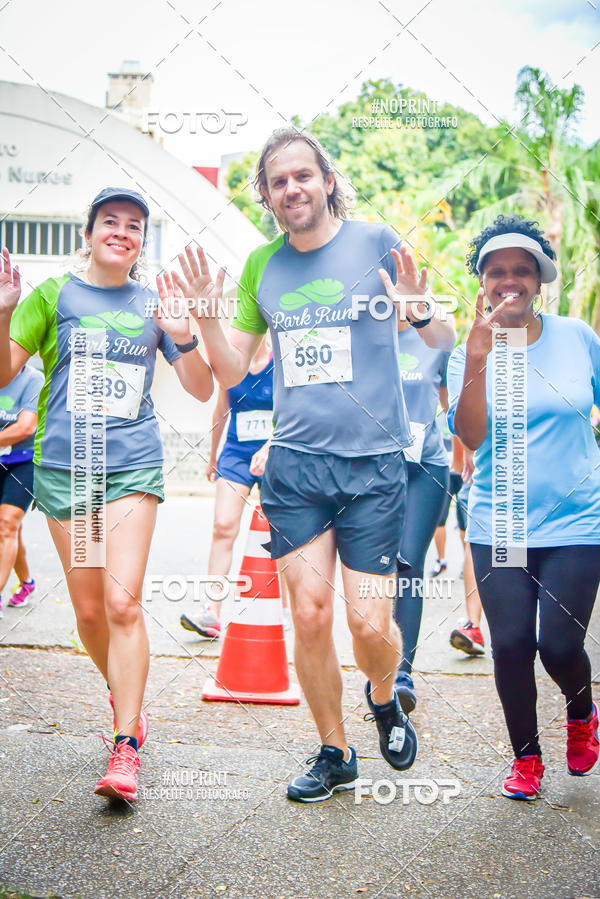 Buy your photos of the eventPark Run on Fotop
