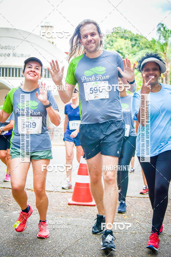 Buy your photos of the eventPark Run on Fotop