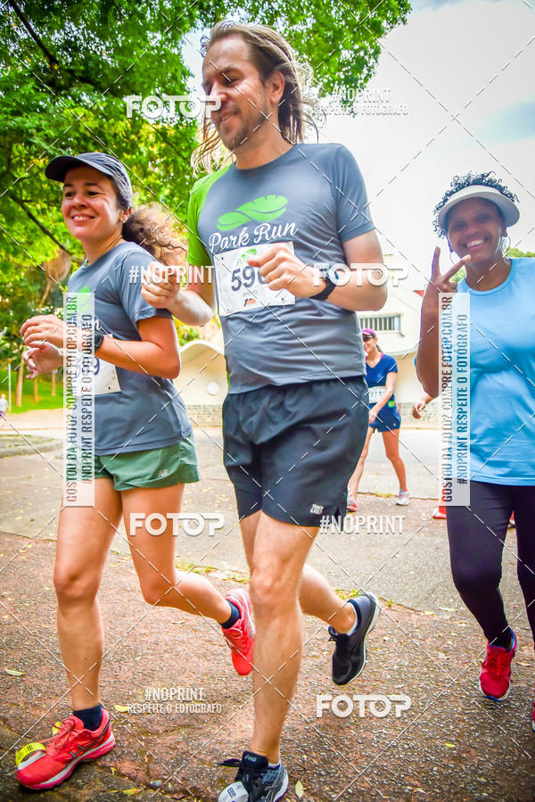 Buy your photos of the eventPark Run on Fotop