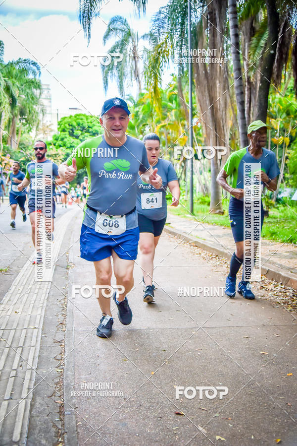 Buy your photos of the eventPark Run on Fotop