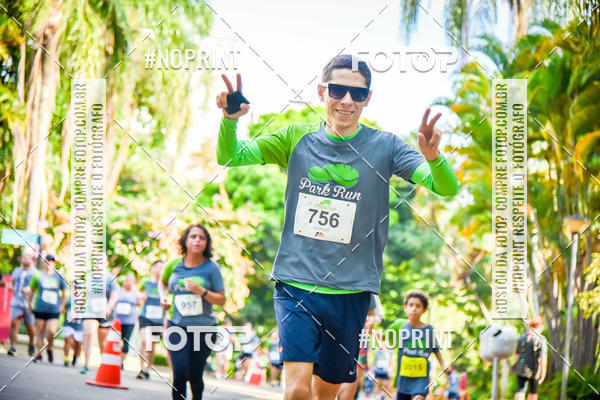 Buy your photos of the eventPark Run on Fotop
