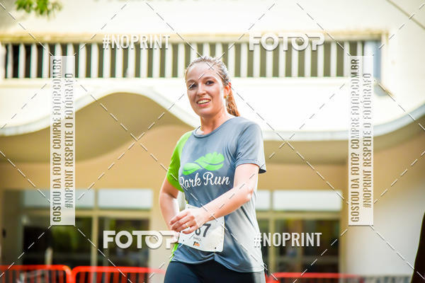 Buy your photos of the eventPark Run on Fotop