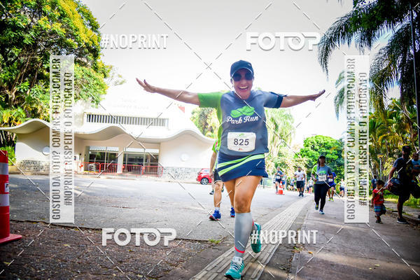 Buy your photos of the eventPark Run on Fotop