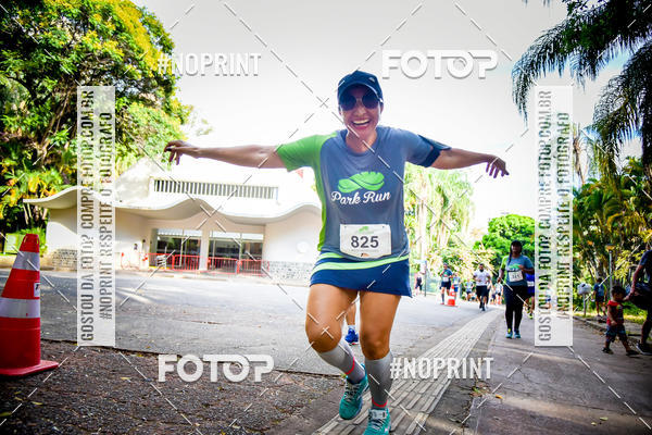 Buy your photos of the eventPark Run on Fotop