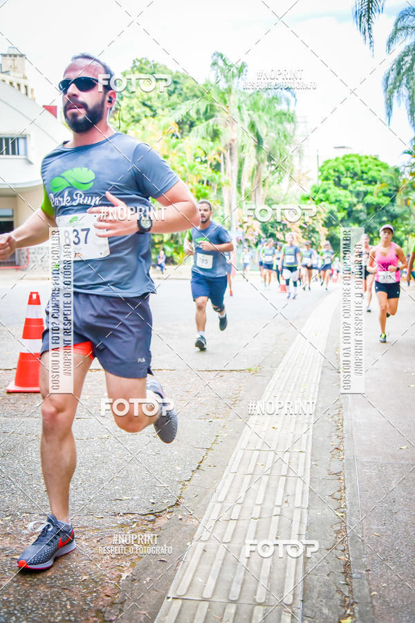 Buy your photos of the eventPark Run on Fotop