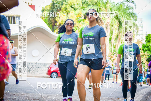 Buy your photos of the eventPark Run on Fotop