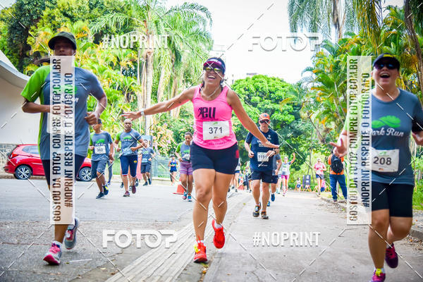 Buy your photos of the eventPark Run on Fotop