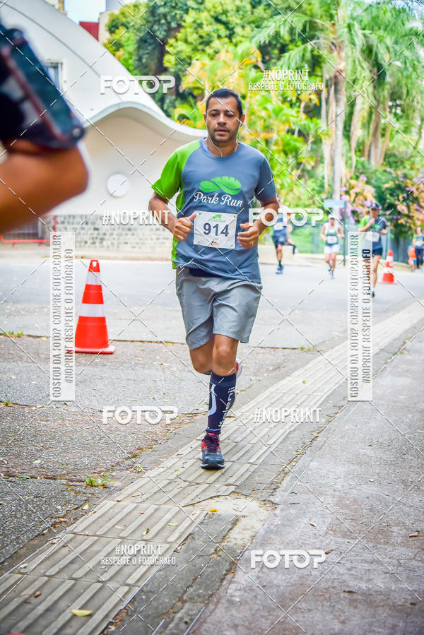 Buy your photos of the eventPark Run on Fotop